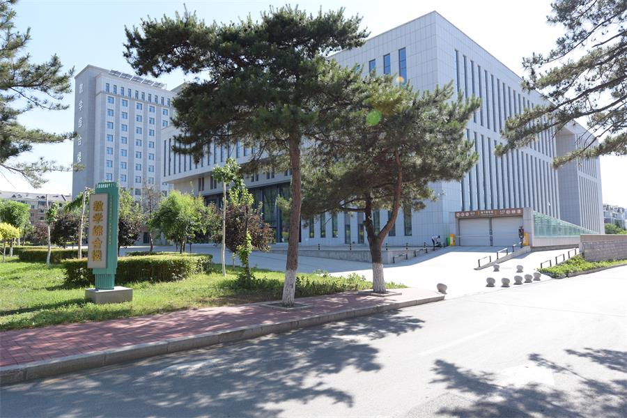 君子蘭、三吉林省中共吉林省委黨校教學(xué)綜合樓項(xiàng)目.JPG